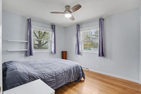 Tiny photo for 1935 Fairmeadows Court, Bettendorf, IA 52722 (MLS # 12620853)