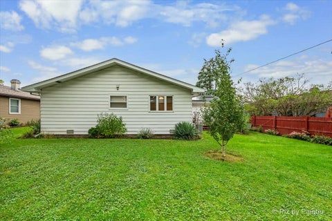 Tiny photo for 125 W Middle Street, South Elgin, IL 60177 (MLS # 12770171)