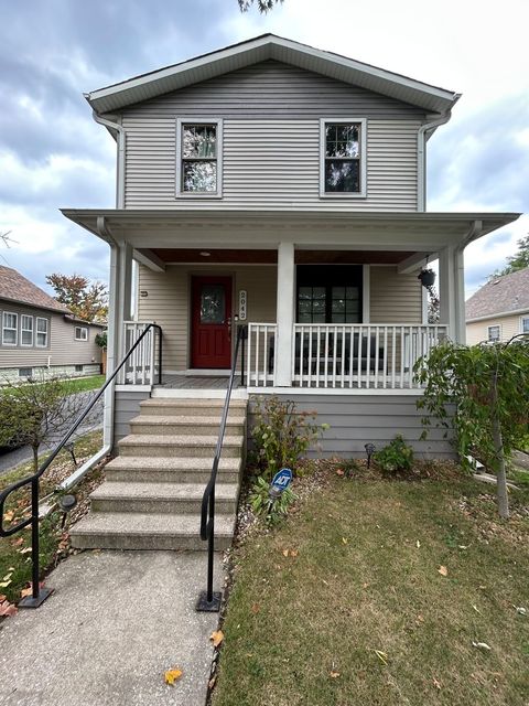 Photo of 2042 Grove Street, Blue Island, IL 60406 (MLS # 12496045) Photo of 2042 Grove Street, Blue Island, IL 60406 (MLS # 12496045)