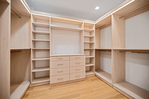 Tiny photo for 4522 N Kenton Avenue, Chicago, IL 60630 (MLS # 12779159)