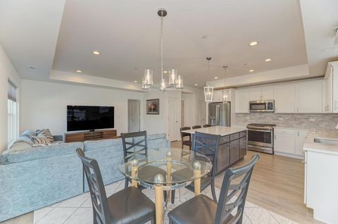 Tiny photo for 257 N MASTERS Drive, Addison, IL 60101 (MLS # 12585345)