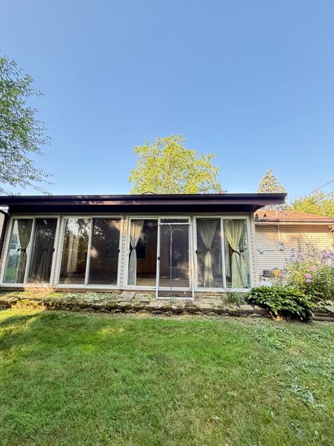 Tiny photo for 381 N Silverleaf Boulevard, Carol Stream, IL 60188 (MLS # 12724307)