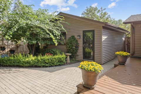 Tiny photo for 569 Northampton Circle, Elk Grove Village, IL 60007 (MLS # 12752439)