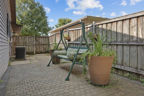 Tiny photo for 569 Northampton Circle, Elk Grove Village, IL 60007 (MLS # 12752439)