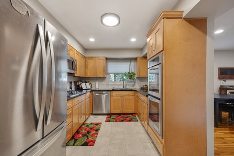 Tiny photo for 569 Northampton Circle, Elk Grove Village, IL 60007 (MLS # 12752439)