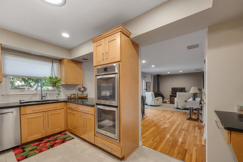 Tiny photo for 569 Northampton Circle, Elk Grove Village, IL 60007 (MLS # 12752439)
