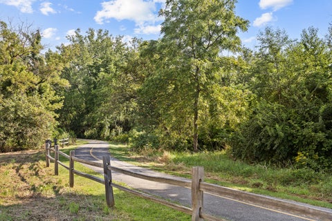 Tiny photo for 569 Northampton Circle, Elk Grove Village, IL 60007 (MLS # 12752439)