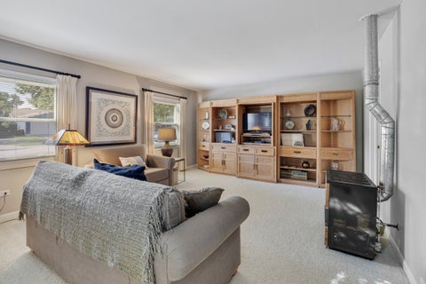 Tiny photo for 569 Northampton Circle, Elk Grove Village, IL 60007 (MLS # 12752439)