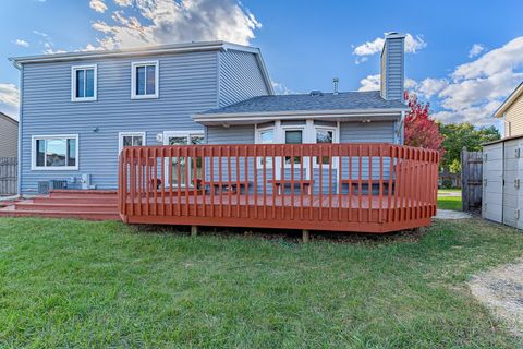 Tiny photo for 725 BISMARK Court, Elk Grove Village, IL 60007 (MLS # 12501066)