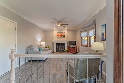 Tiny photo for 725 BISMARK Court, Elk Grove Village, IL 60007 (MLS # 12501066)