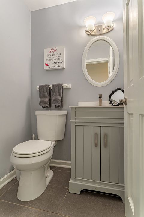 Tiny photo for 725 BISMARK Court, Elk Grove Village, IL 60007 (MLS # 12501066)