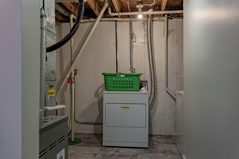 Tiny photo for 725 BISMARK Court, Elk Grove Village, IL 60007 (MLS # 12501066)