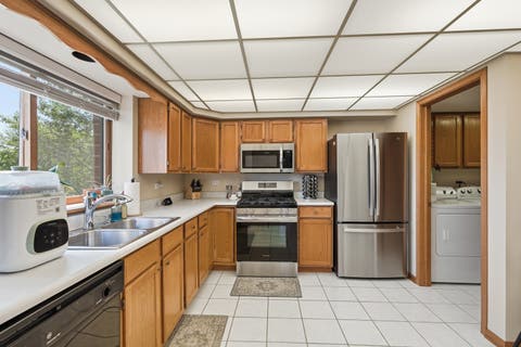 Tiny photo for 18206 Rita Road #2B, Tinley Park, IL 60477 (MLS # 12692339)
