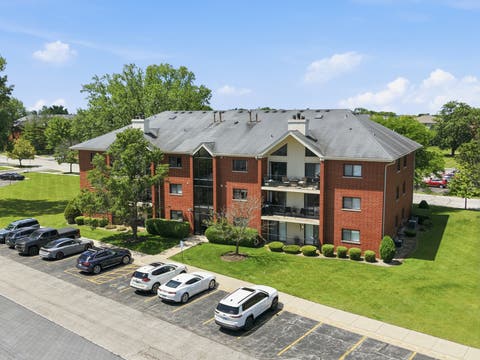 Tiny photo for 18206 Rita Road #2B, Tinley Park, IL 60477 (MLS # 12692339)