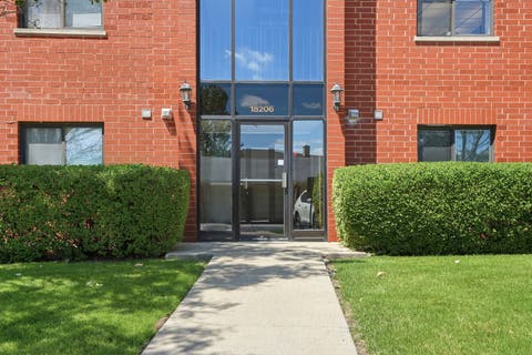 Tiny photo for 18206 Rita Road #2B, Tinley Park, IL 60477 (MLS # 12692339)
