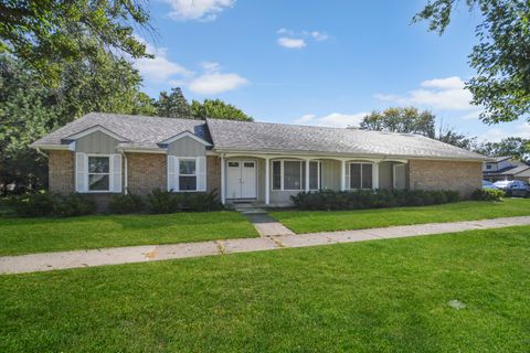 Photo of 837 Hamlin Avenue, Flossmoor, IL 60422 (MLS # 12475202) Photo of 837 Hamlin Avenue, Flossmoor, IL 60422 (MLS # 12475202)