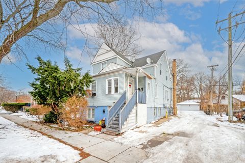2043 Asbury Avenue Evanston IL 60201