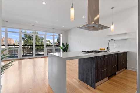 Tiny photo for 938 N California Avenue #2, Chicago, IL 60622 (MLS # 12512460)