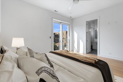 Tiny photo for 938 N California Avenue #2, Chicago, IL 60622 (MLS # 12512460)