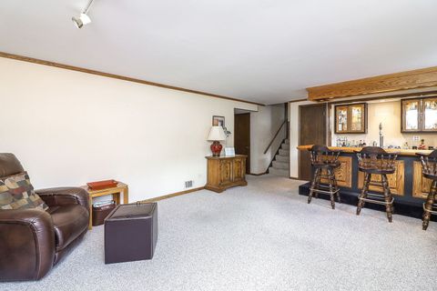 Tiny photo for 7213 Emerson Drive, Darien, IL 60561 (MLS # 12495349)