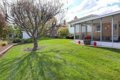 Tiny photo for 7213 Emerson Drive, Darien, IL 60561 (MLS # 12495349)