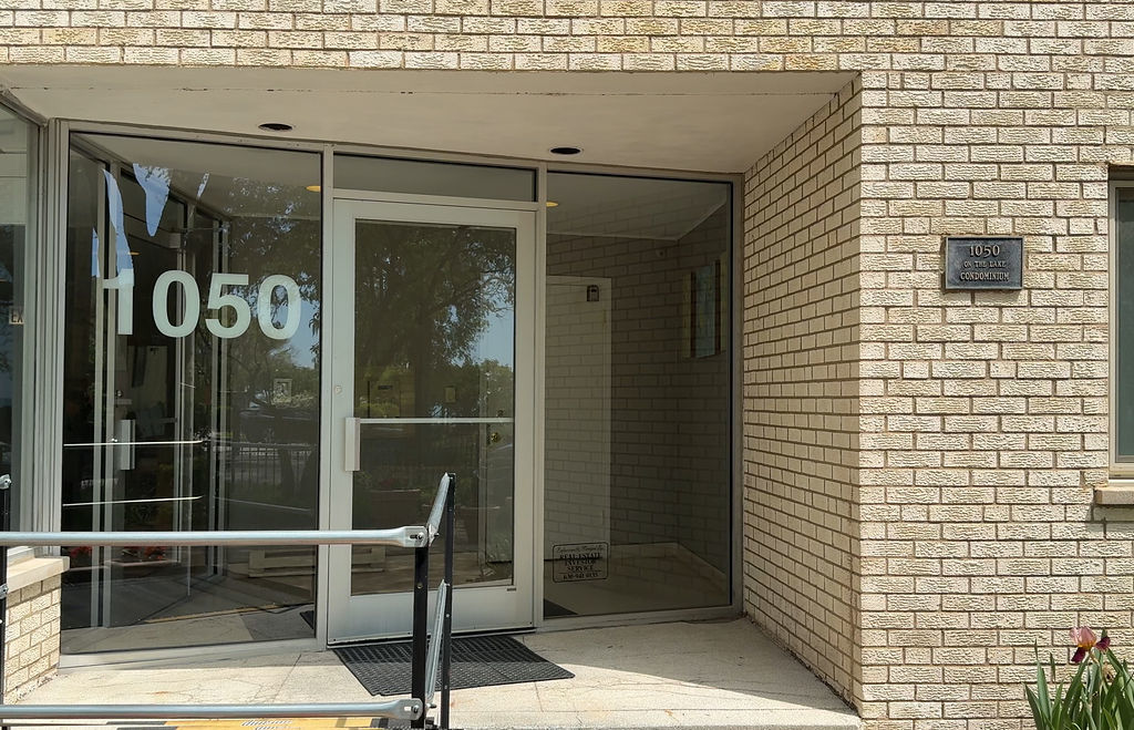 1050 W Columbia Avenue 3H