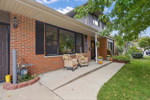 Tiny photo for 430 Spruce Drive, Schaumburg, IL 60193 (MLS # 12758258)