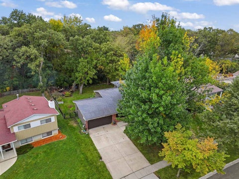 Tiny photo for 430 Spruce Drive, Schaumburg, IL 60193 (MLS # 12758258)