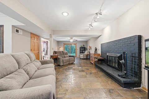 Tiny photo for 430 Spruce Drive, Schaumburg, IL 60193 (MLS # 12758258)