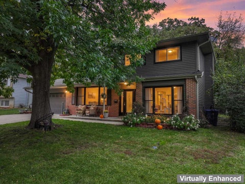 Tiny photo for 430 Spruce Drive, Schaumburg, IL 60193 (MLS # 12758258)