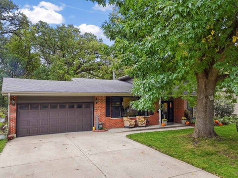 Tiny photo for 430 Spruce Drive, Schaumburg, IL 60193 (MLS # 12758258)
