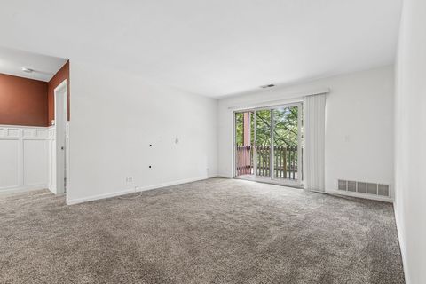 Tiny photo for 104 Glengarry Drive #206, Bloomingdale, IL 60108 (MLS # 12617528)