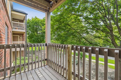 Tiny photo for 104 Glengarry Drive #206, Bloomingdale, IL 60108 (MLS # 12617528)