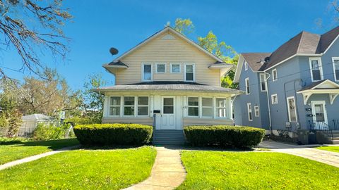 Photo of 453 Addison Street, Elgin, IL 60120 (MLS # 12547419)