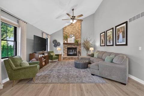 Tiny photo for 812 Kimberly Lane, Ottawa, IL 61350 (MLS # 12757084)