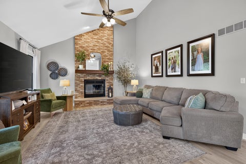 Tiny photo for 812 Kimberly Lane, Ottawa, IL 61350 (MLS # 12757084)