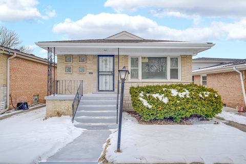 Tiny photo for 12930 S Carpenter Street, Calumet Park, IL 60827 (MLS # 12563004)