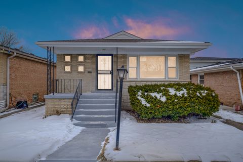 12930 S Carpenter Street Calumet Park IL 60827