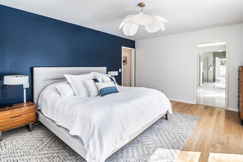 Tiny photo for 1225 W Deerpath Road, Lake Forest, IL 60045 (MLS # 12582880)