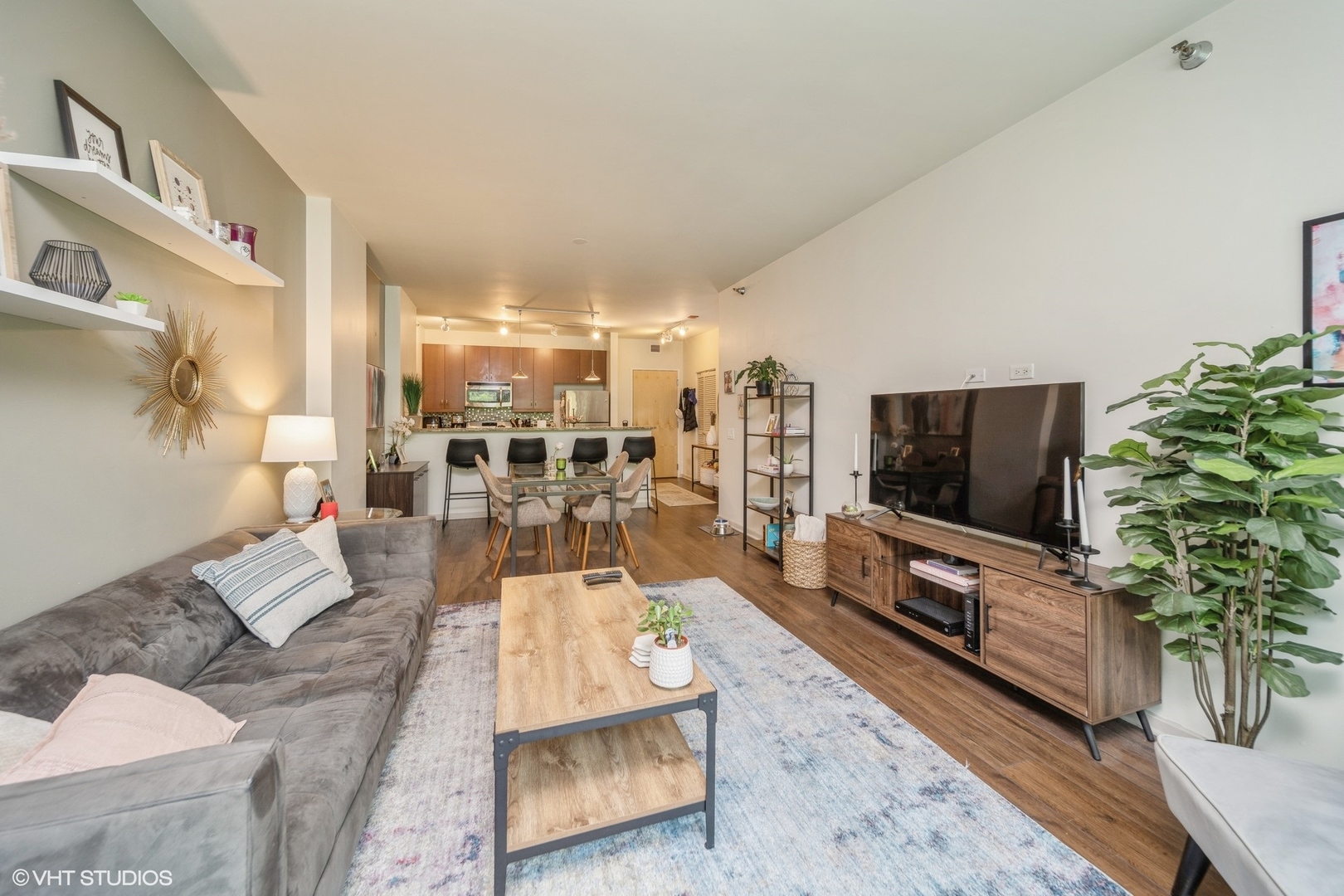125 S Green Street 309A