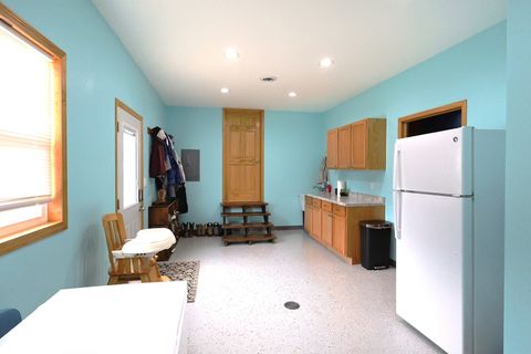 Tiny photo for 16495 E Robin Road, Mt Vernon, IL 62864 (MLS # 12616726)