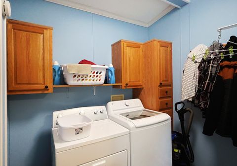 Tiny photo for 16495 E Robin Road, Mt Vernon, IL 62864 (MLS # 12616726)