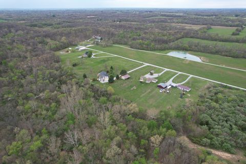 Tiny photo for 16495 E Robin Road, Mt Vernon, IL 62864 (MLS # 12616726)