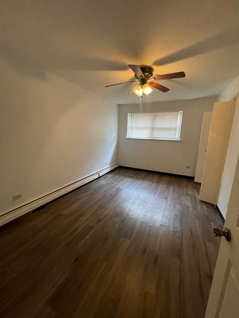Tiny photo for 7208 S East End Avenue #B, Chicago, IL 60649 (MLS # 12755925)