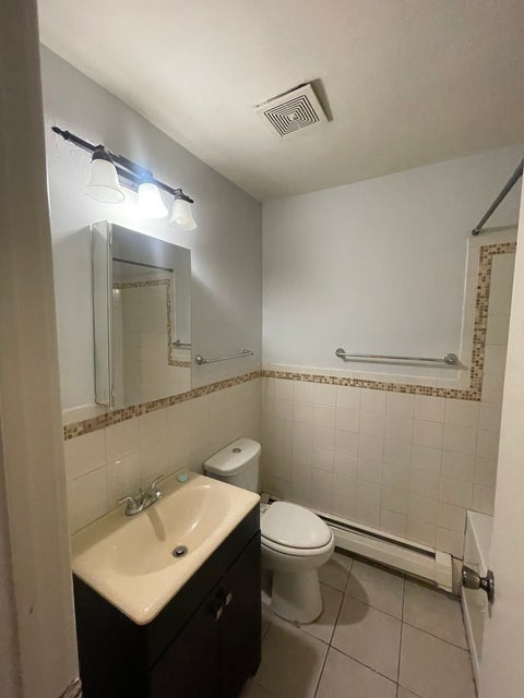 Tiny photo for 7208 S East End Avenue #B, Chicago, IL 60649 (MLS # 12755925)