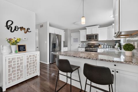 Tiny photo for 300 Arrowhead Drive, Minooka, IL 60447 (MLS # 12581959)