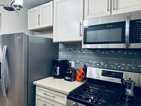 Tiny photo for 11A E Dundee Quarter Drive #205, Palatine, IL 60074 (MLS # 12518917)