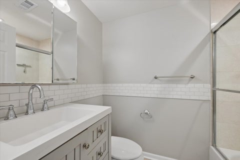 Tiny photo for 2215 N Bissell Street #2A, Chicago, IL 60614 (MLS # 12675396)