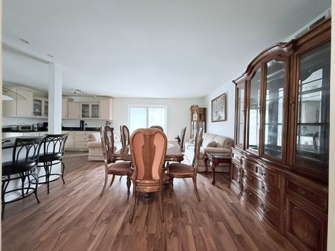 Tiny photo for 28 W Devon Avenue, Glendale Heights, IL 60139 (MLS # 12595130)