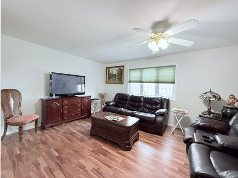 Tiny photo for 28 W Devon Avenue, Glendale Heights, IL 60139 (MLS # 12595130)